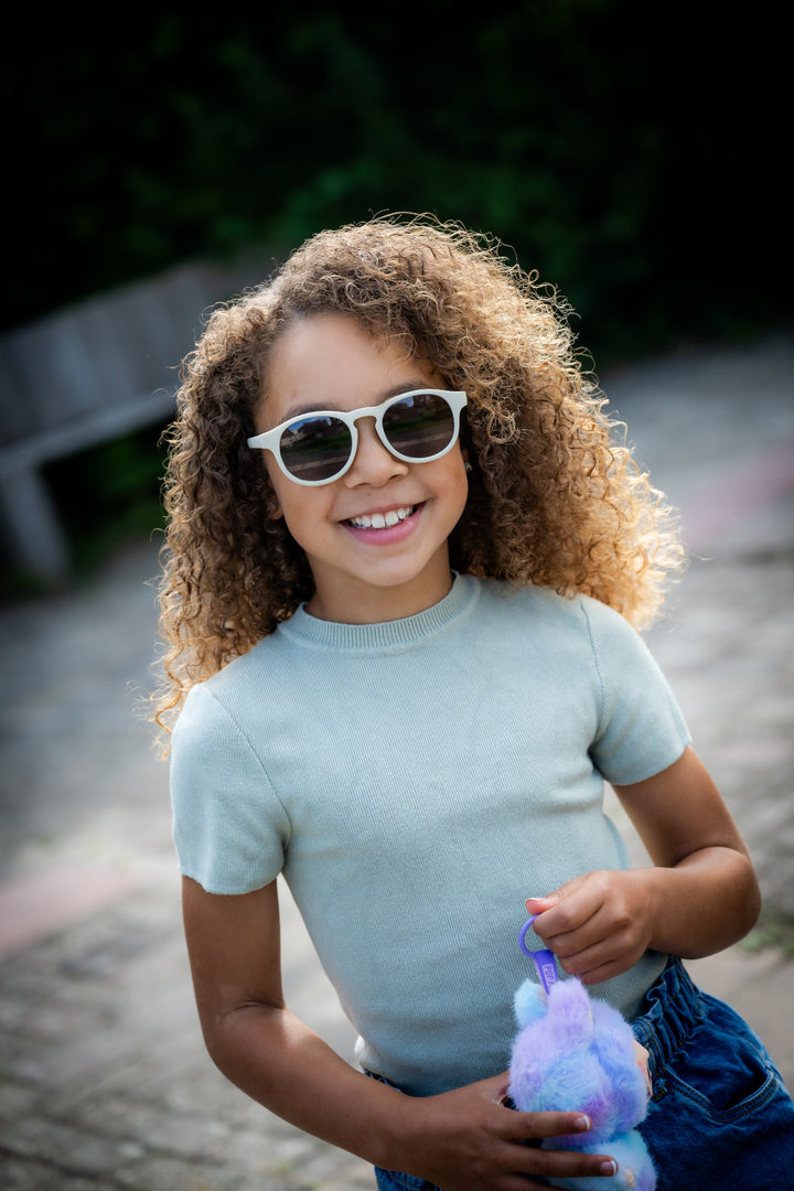 Maesy Kinder Zonnebril Novi - 6 t/m 12 jaar - Flexibel Ecru 9