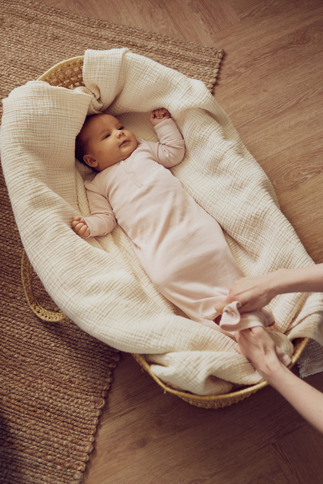 Müsli Rib Knot Gown Nightingale - Newborn Slaapzakje - Roze 2