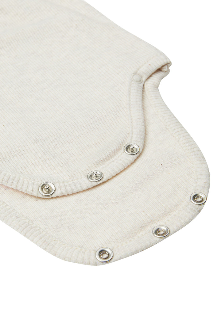 Noppies Rib Romper Nino Oatmeal - Newborn Romper - Zand 5