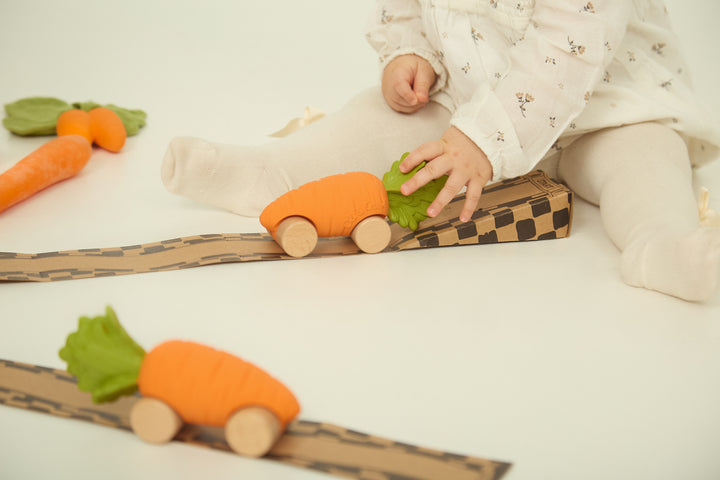Oli &amp; Carol Cathy the Carrot car - Speelgoed Auto - Oranje 8