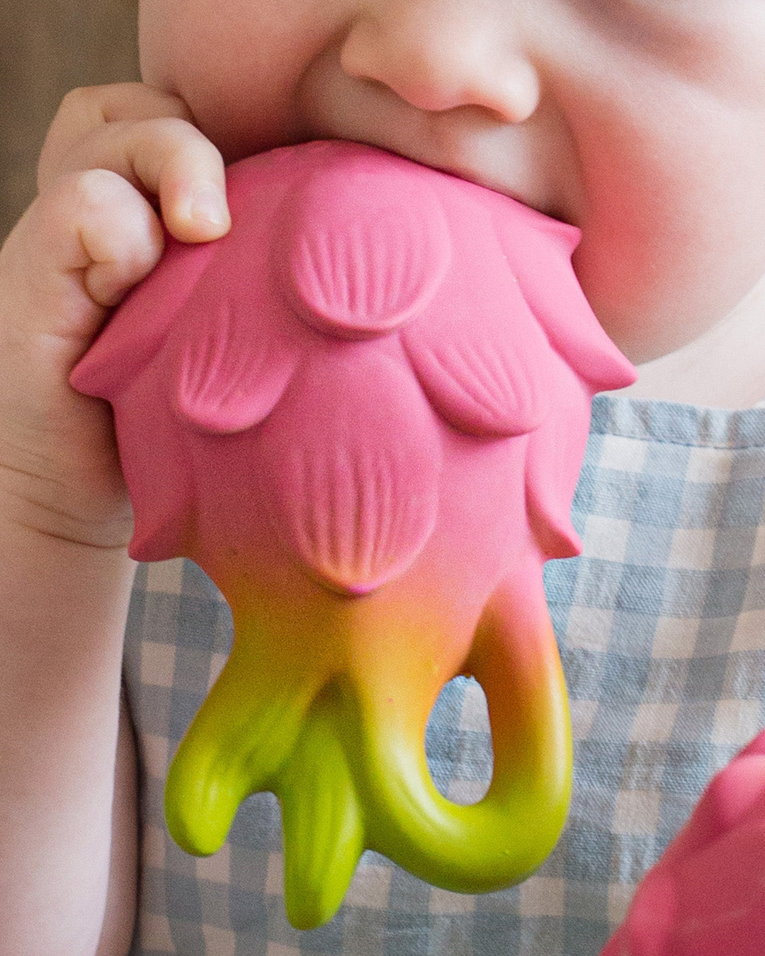 Oli &amp; Carol Fucsia the Dragonfruit - Bijtspeeldje - Roze 10