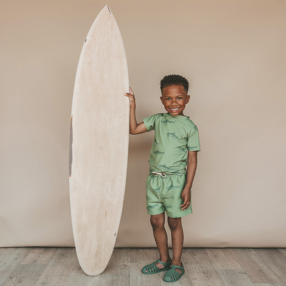 Salted Stories Shark Swim Tee - Jongens UV Shirt - Groen 2