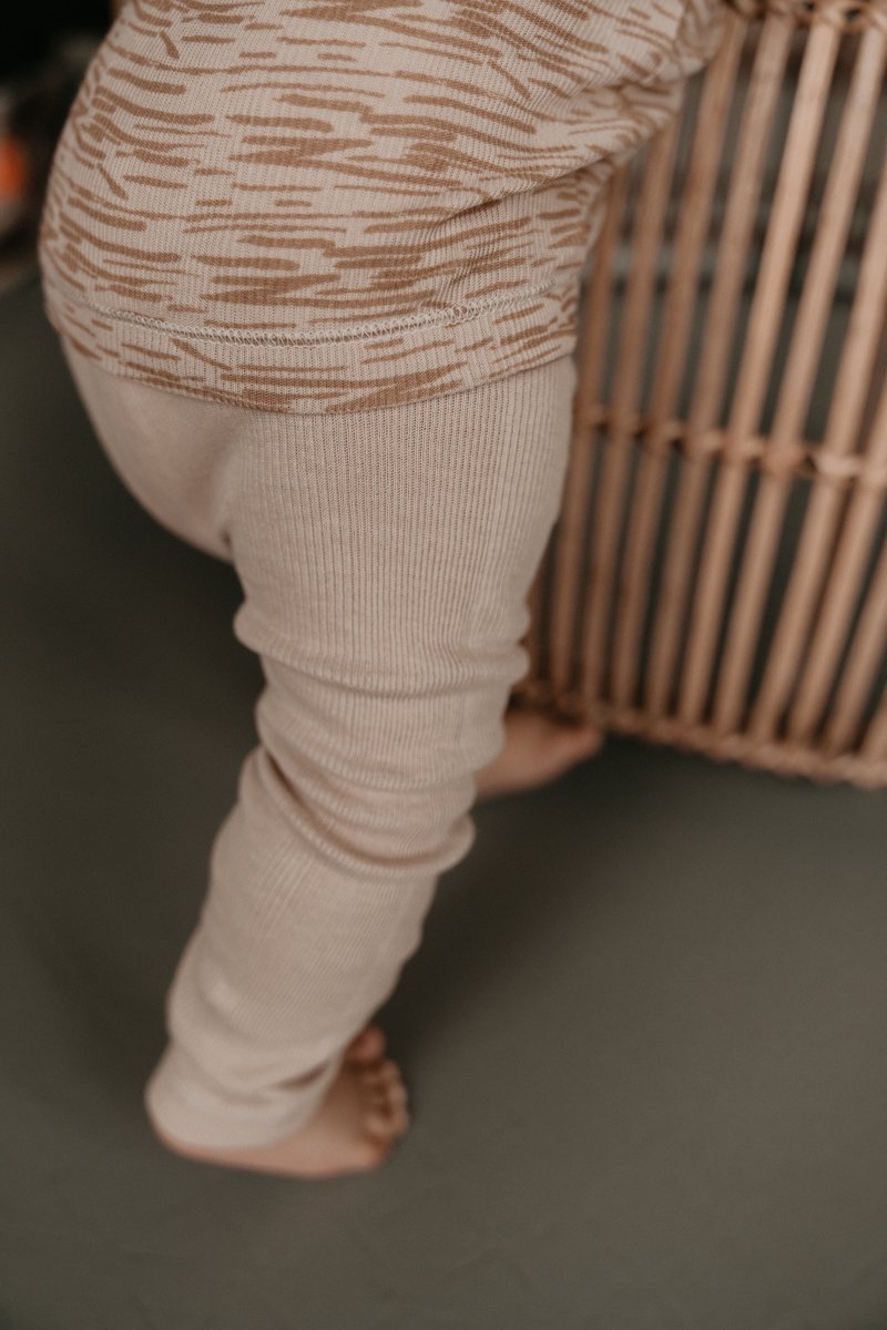 Snoozebaby Pyama Hazel Desert Sand - Baby Pyjama Lichtbruin 3