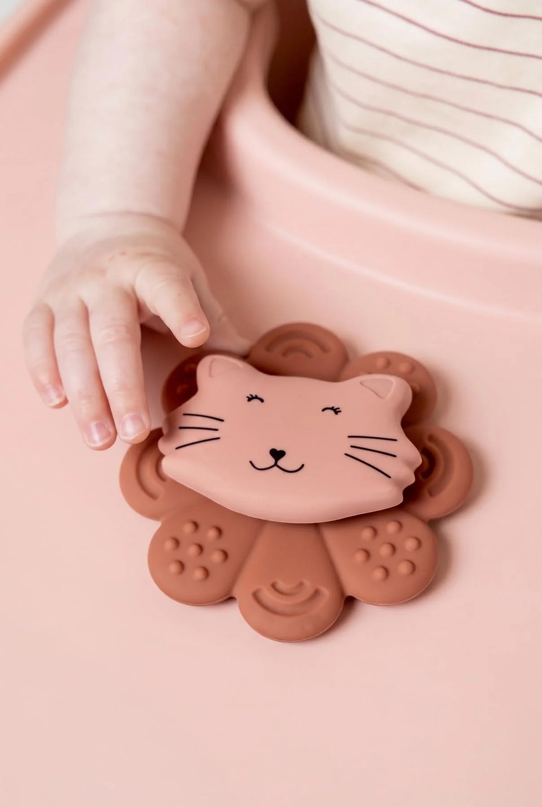Trixie Siliconen Spinner met Zuignap - Mrs. Cat - Speelgoed 2