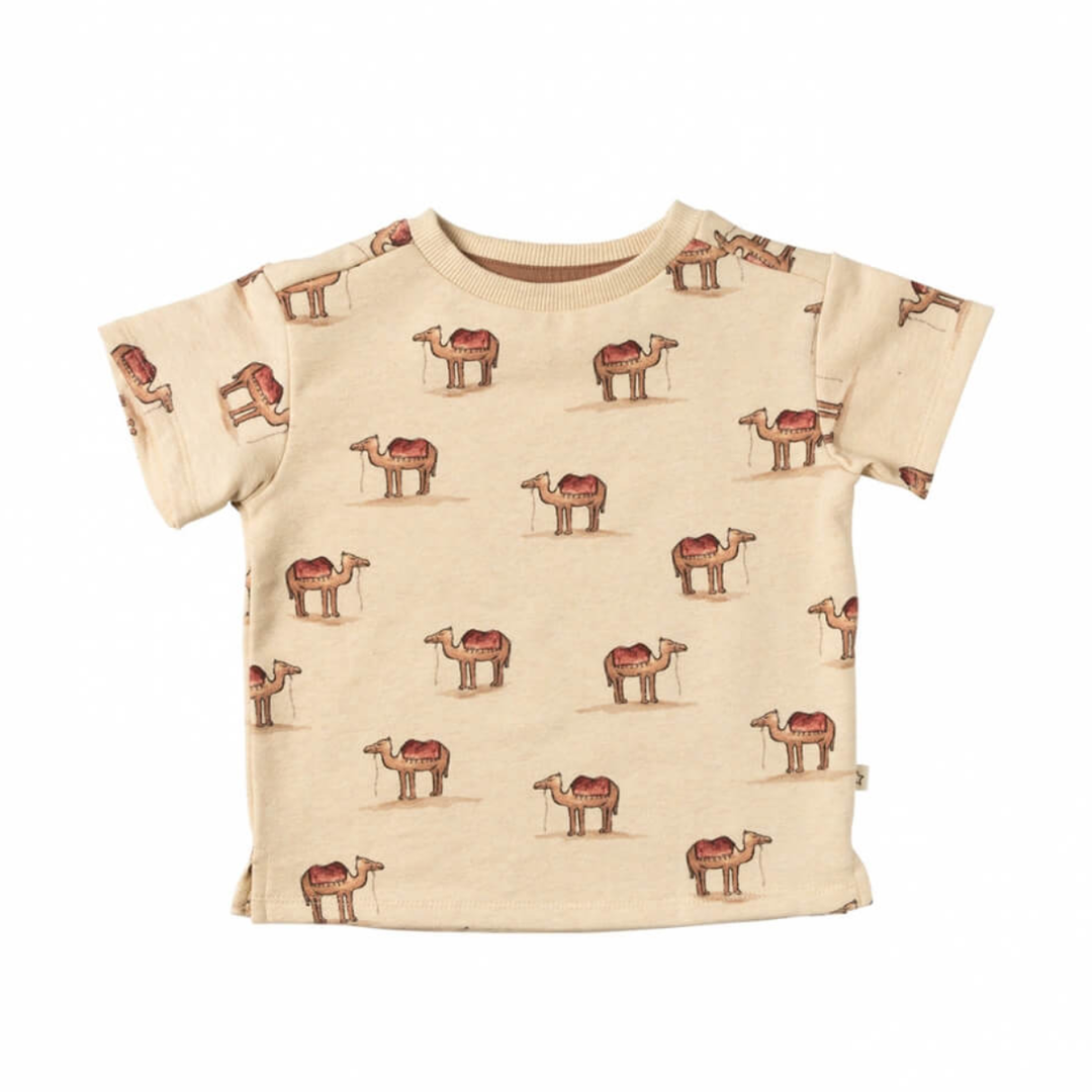 Your Wishes Perry Camels - Baby Shirt - Beige1
