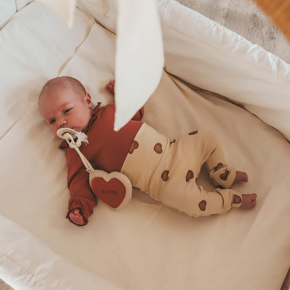 Your Wishes Solid Ruffle Longsleeve - Newborn Shirt - Roze 2