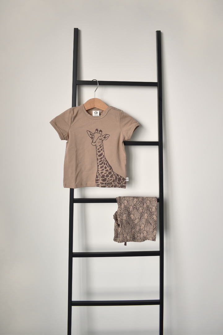 Müsli Giraffe Shortsleeve - Baby Shirt - Taupe3