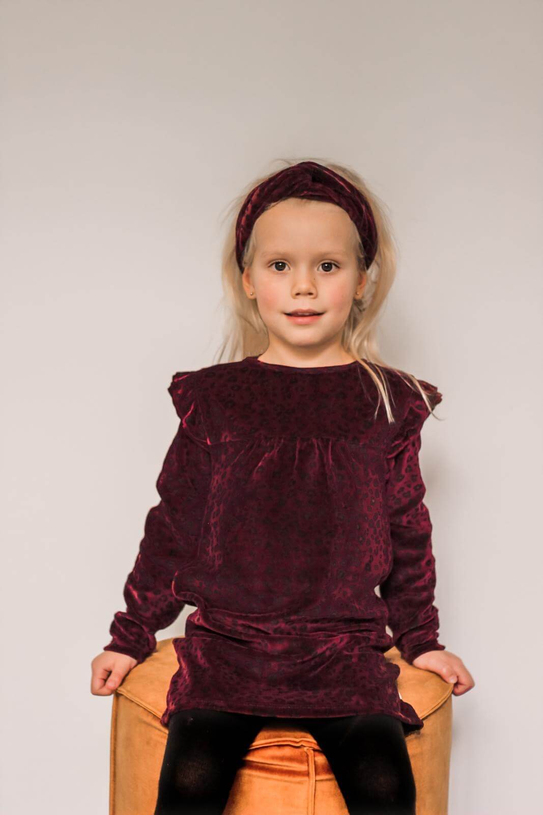 Your Wishes Panther Ruffle Sweater Dress - Jurkje - Rood2