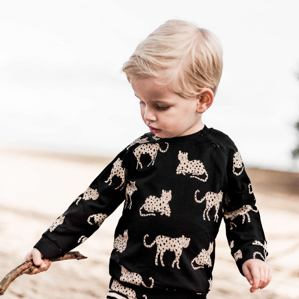 Your Wishes Sweatshirt Wild Cheetahs - Baby Sweater - Zwart2